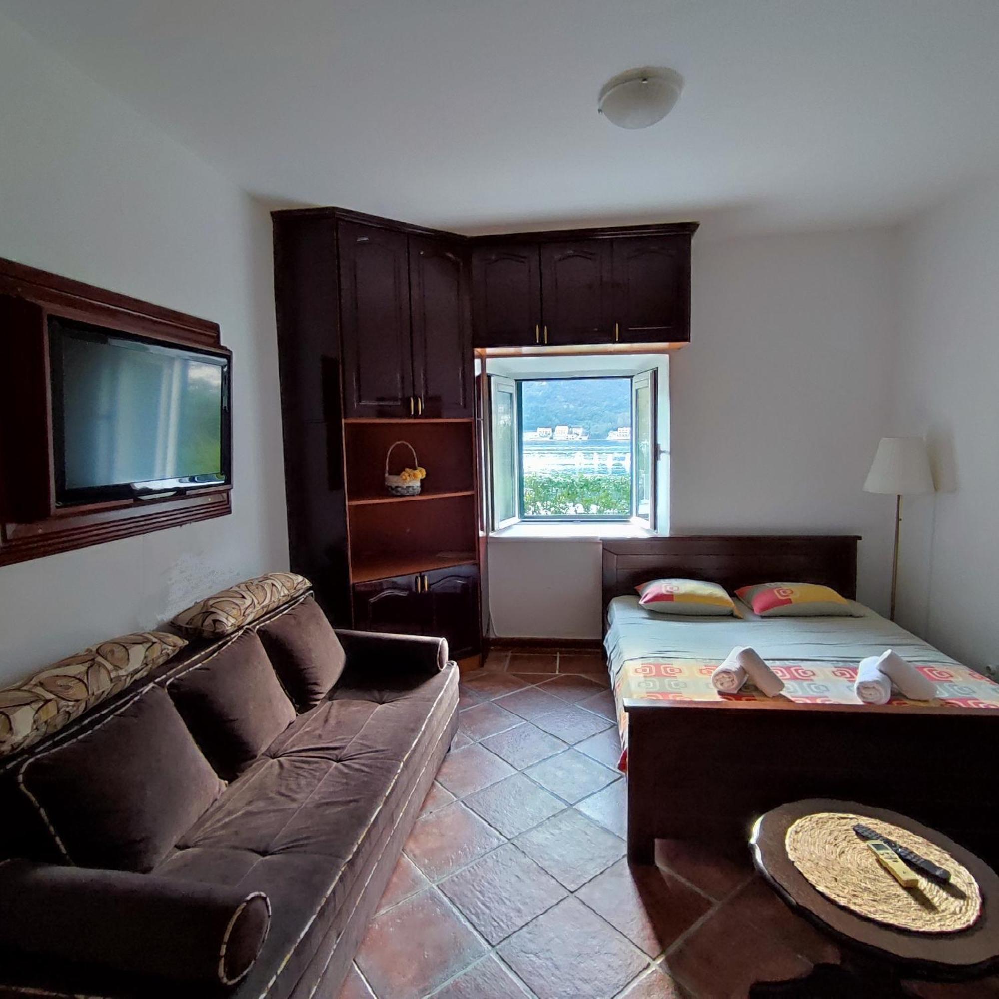 Villa Kamena Kotor Eksteriør bilde