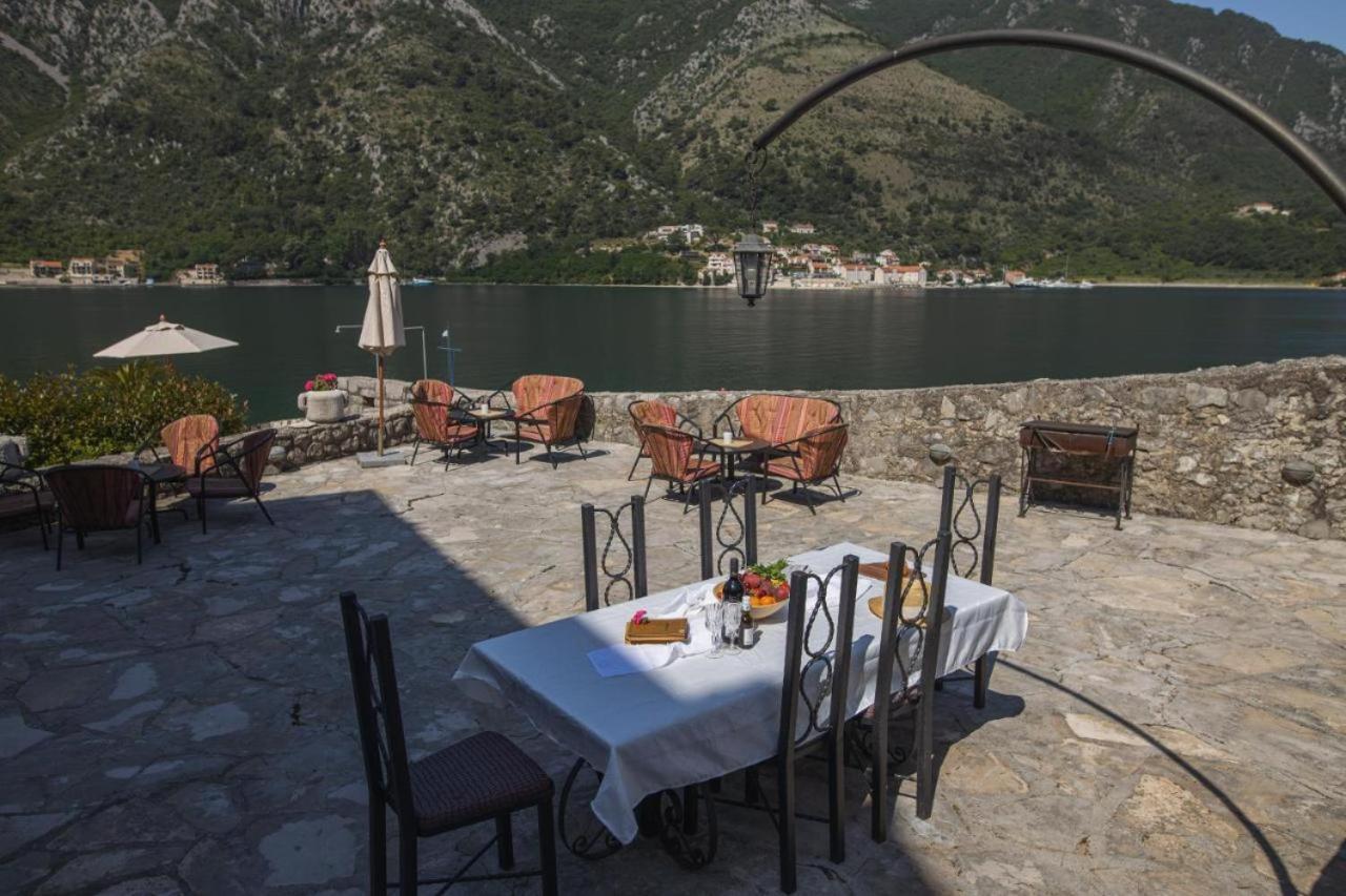Villa Kamena Kotor Eksteriør bilde
