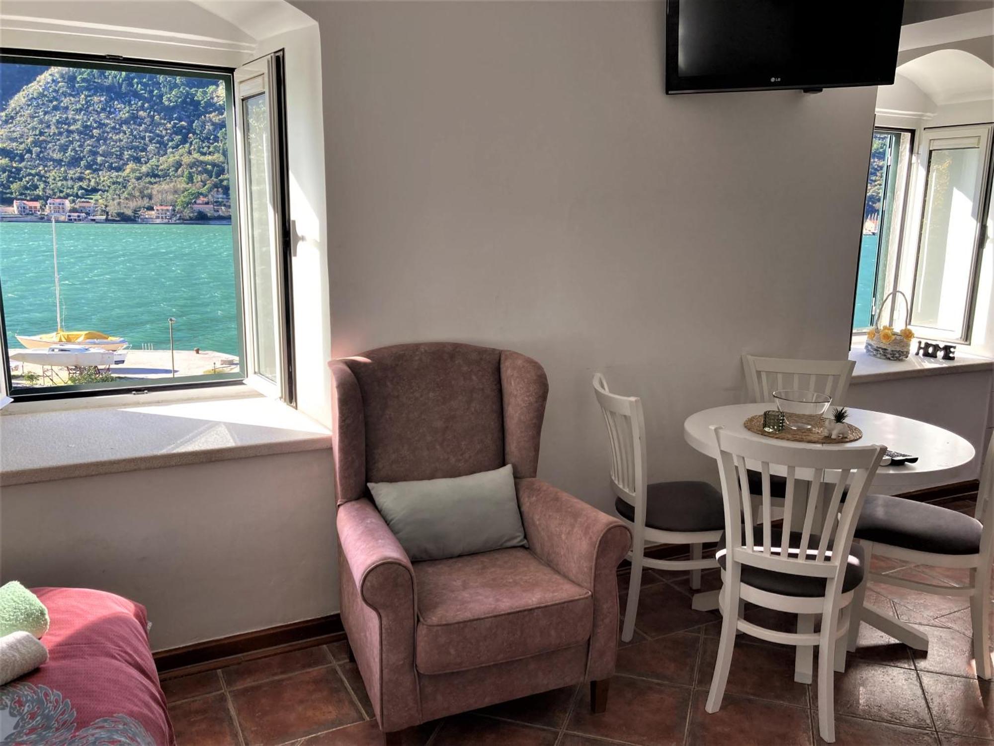 Villa Kamena Kotor Eksteriør bilde