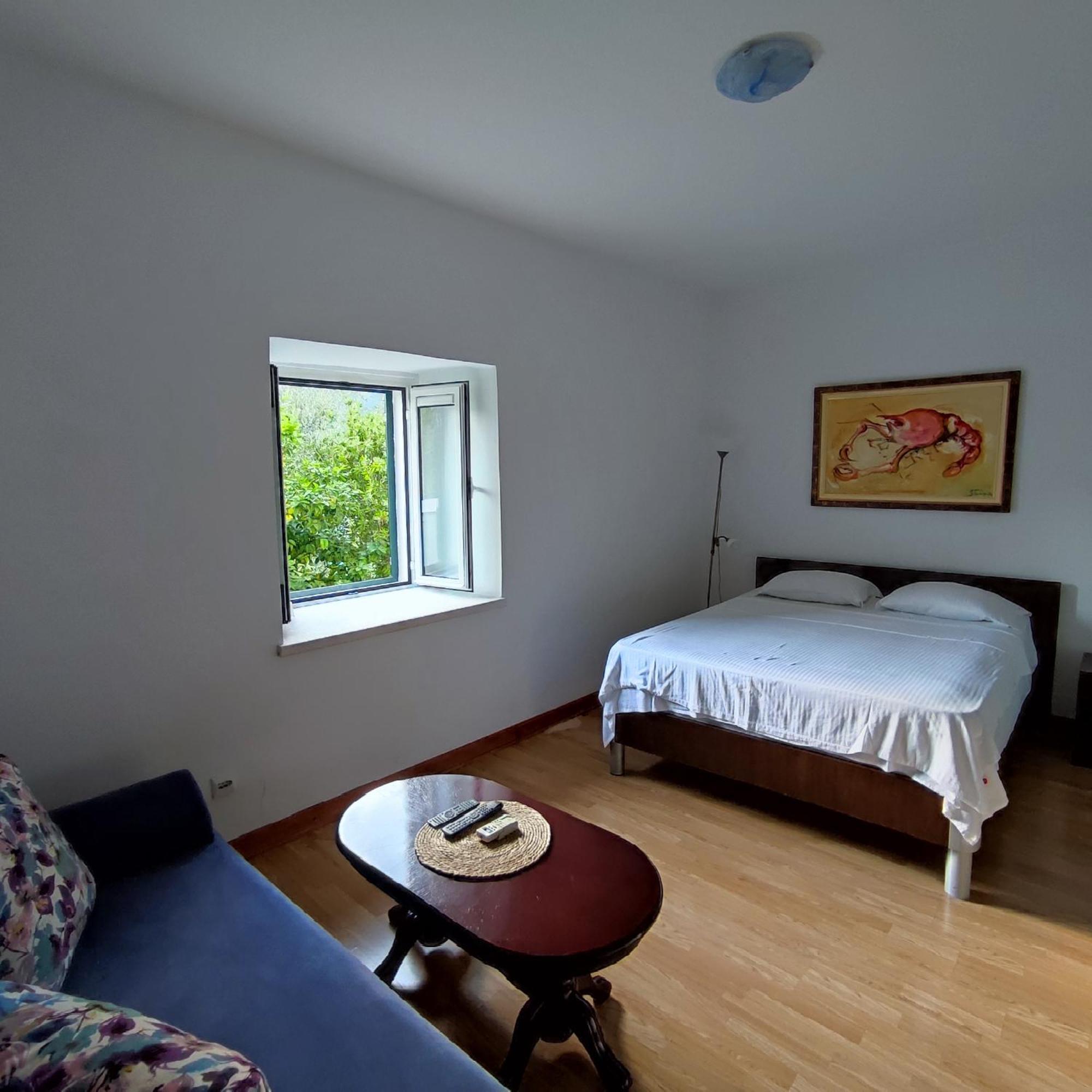 Villa Kamena Kotor Rom bilde